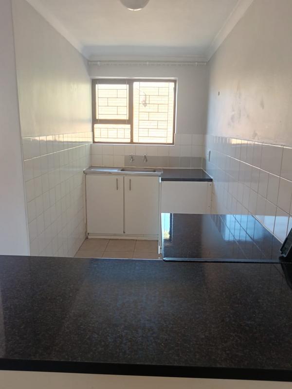 To Let 1 Bedroom Property for Rent in Windsor Park Western Cape